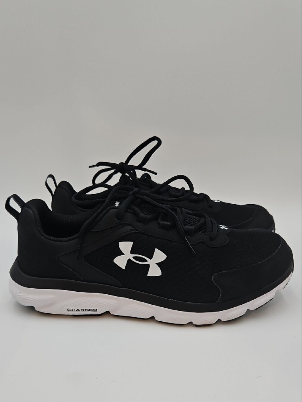 Under Armour UA Charged Assert Shoes Black and White 12 Wide Men's Athletic